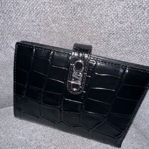New with Tags Michael Kors Crocodile Embossed Bifold Wallet